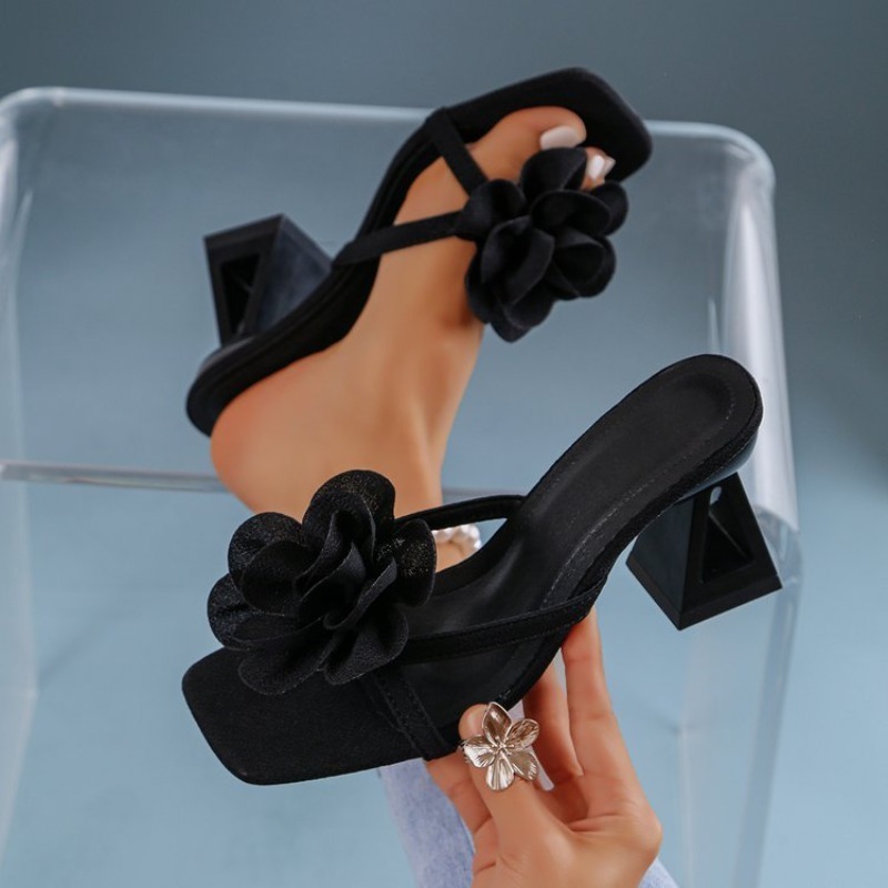 Summer Clothing For Petite Women - Womens 3D Flower Decor Sandals Triangular