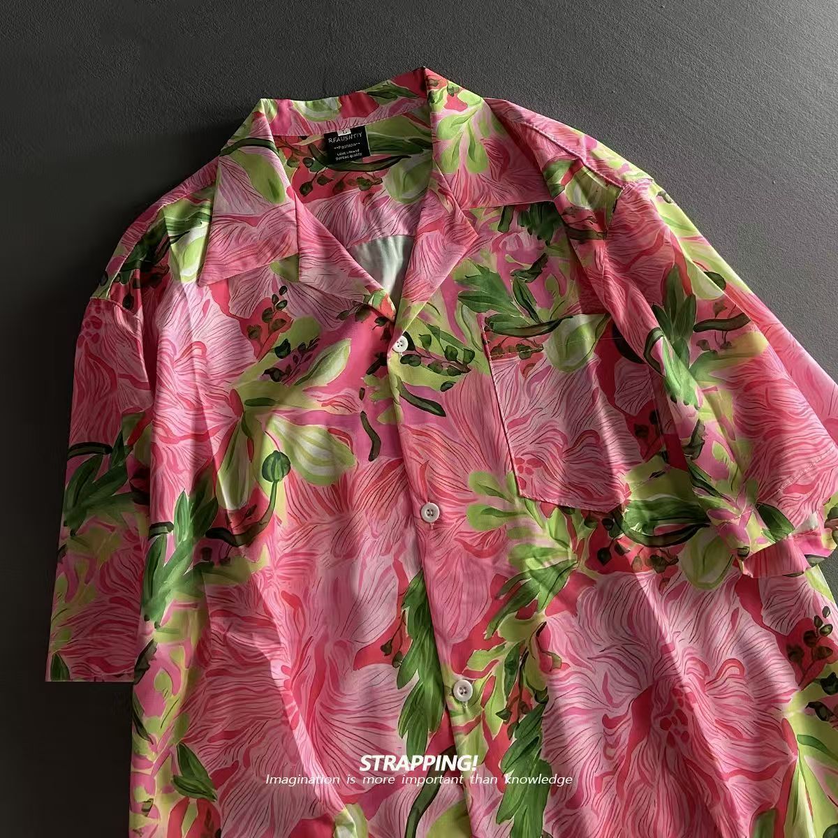 Pink Graffiti Floral Cuban Col - Summer Clothing Men 2025 recension och pris
